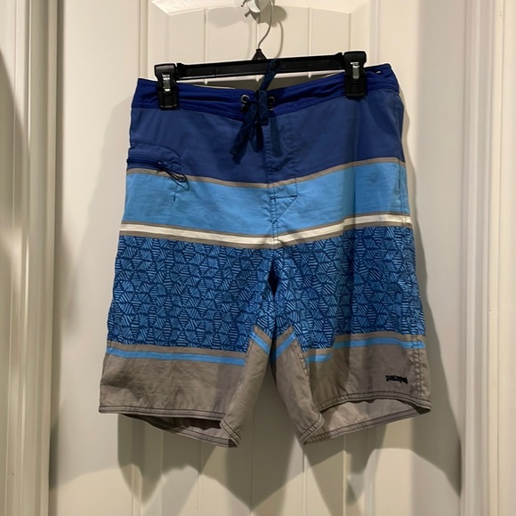 Patagonia Other - Mens size 32 and Patagonia swim trunks